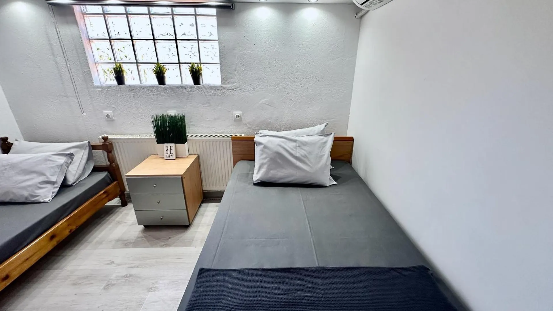 Semesterbostad Four Seasons - The White Queen House Kryopigi